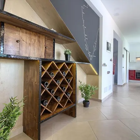 Luxury With Pool Near The , Sea View, Extra Pool Heating Available Villa