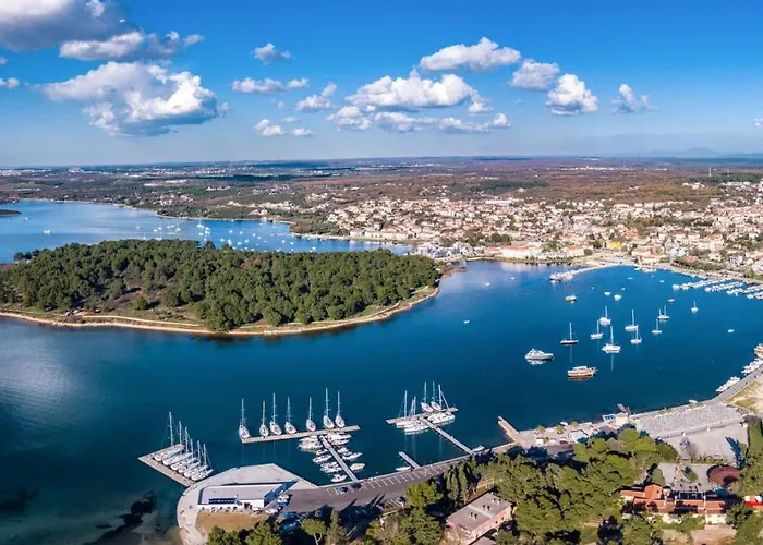 Luxury With Pool Near The , Sea View, Extra Pool Heating Available Villa *