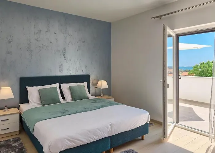 Luxury With Pool Near The , Sea View, Extra Pool Heating Available 빌라 메덜린